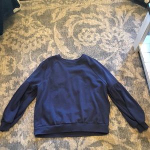 Long sleeve crewneck